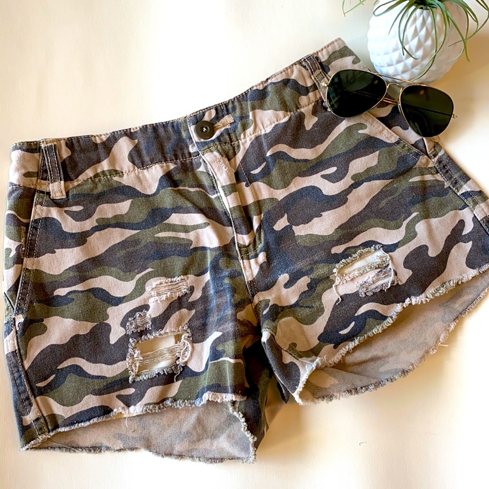 BDG high rise camo shorts